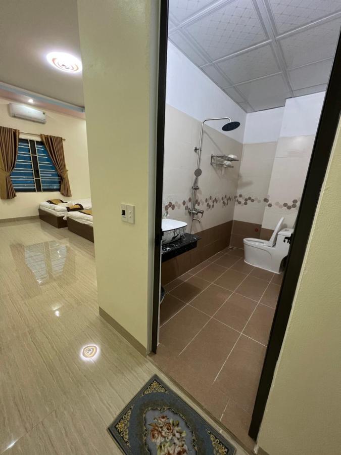 Nhà Nghỉ Thái Tâm Dong Van  Exterior foto